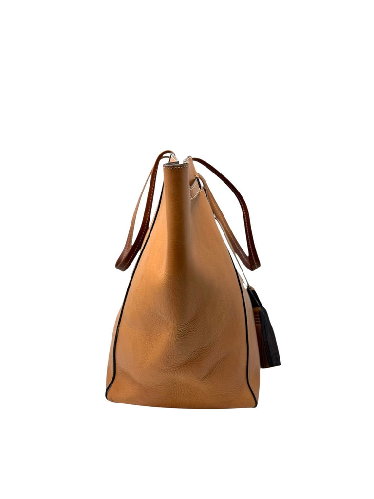 Tote Camel