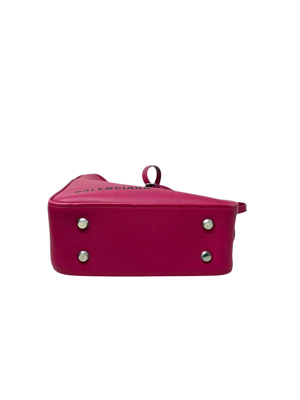 Duffle Triangle