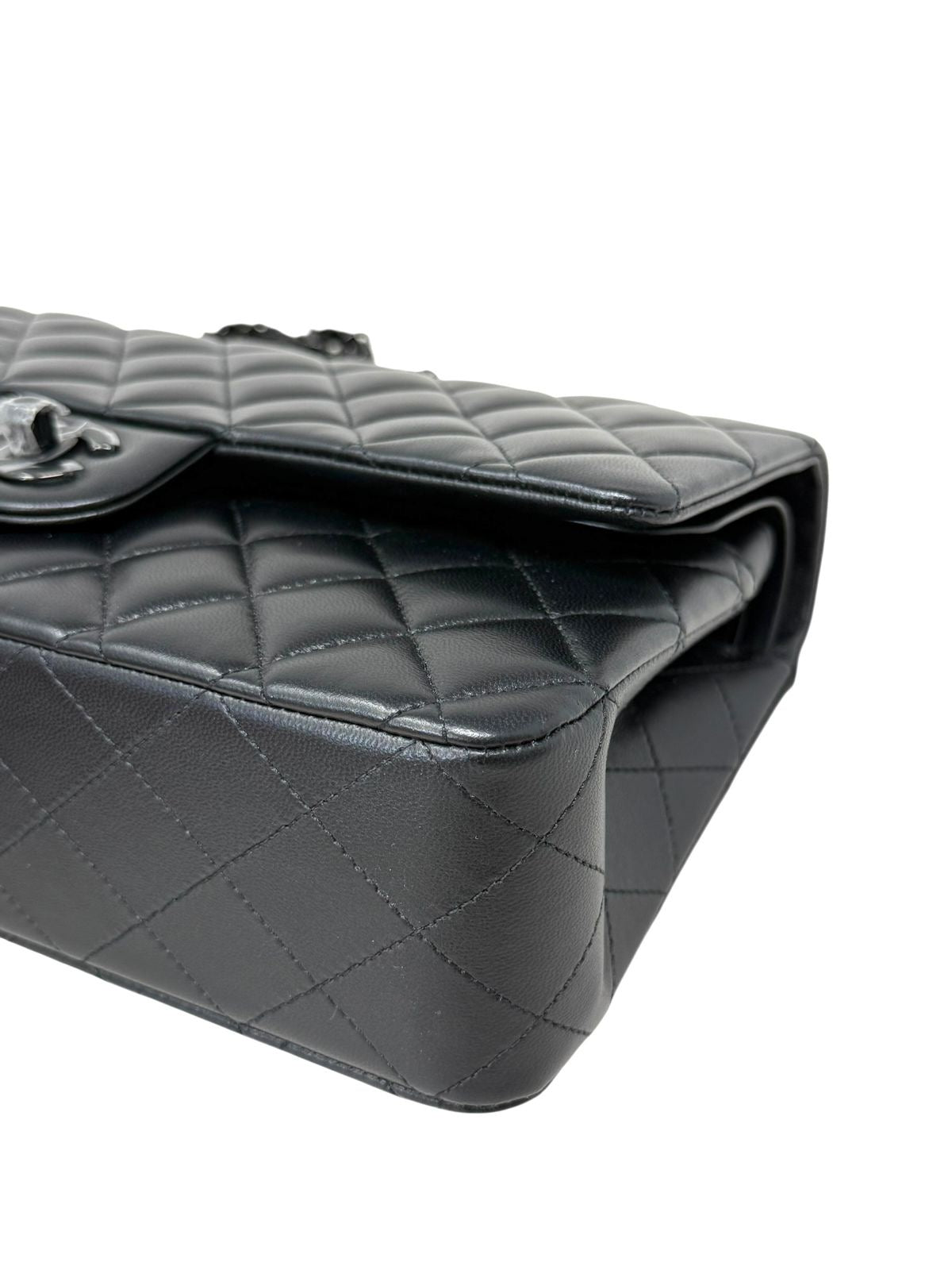 Clásica All Black Mediana