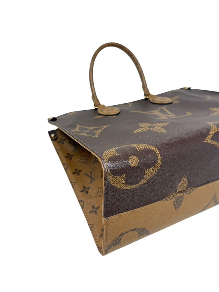 On-The-Go Monogram Giant