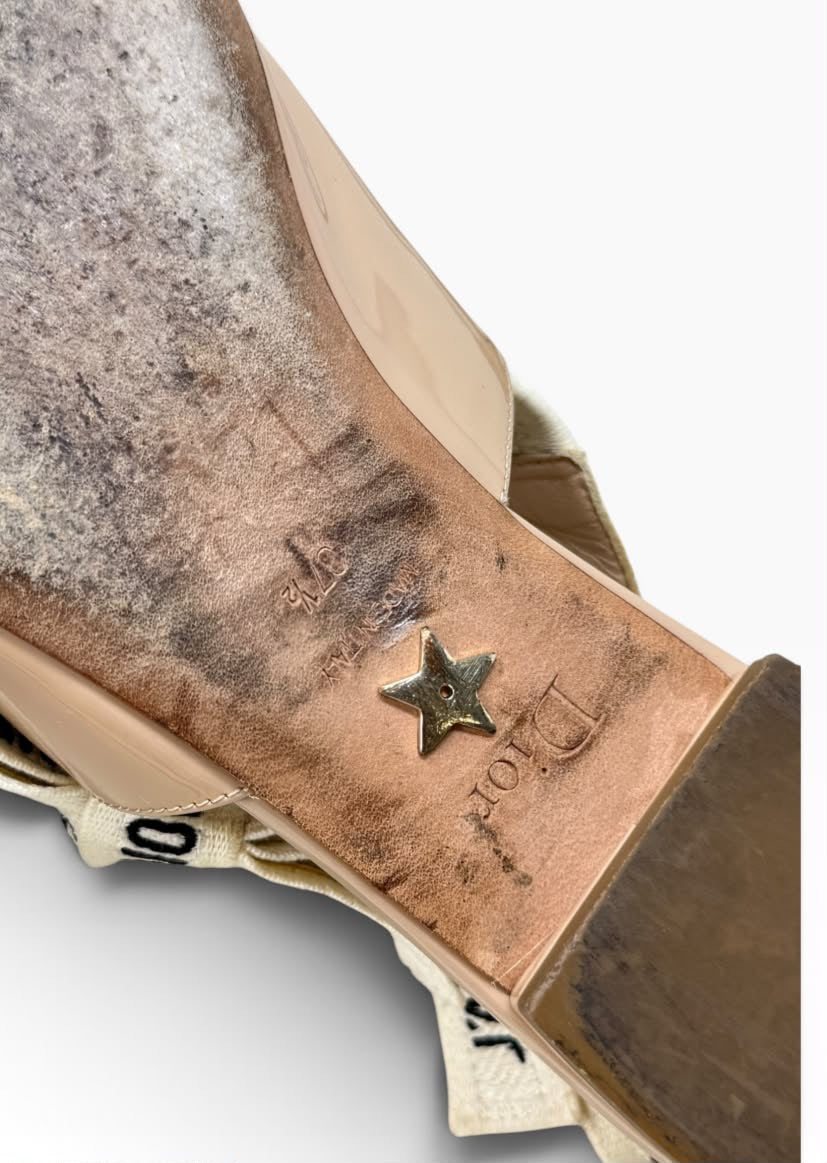 J’Adior Flats T37.5 Eu