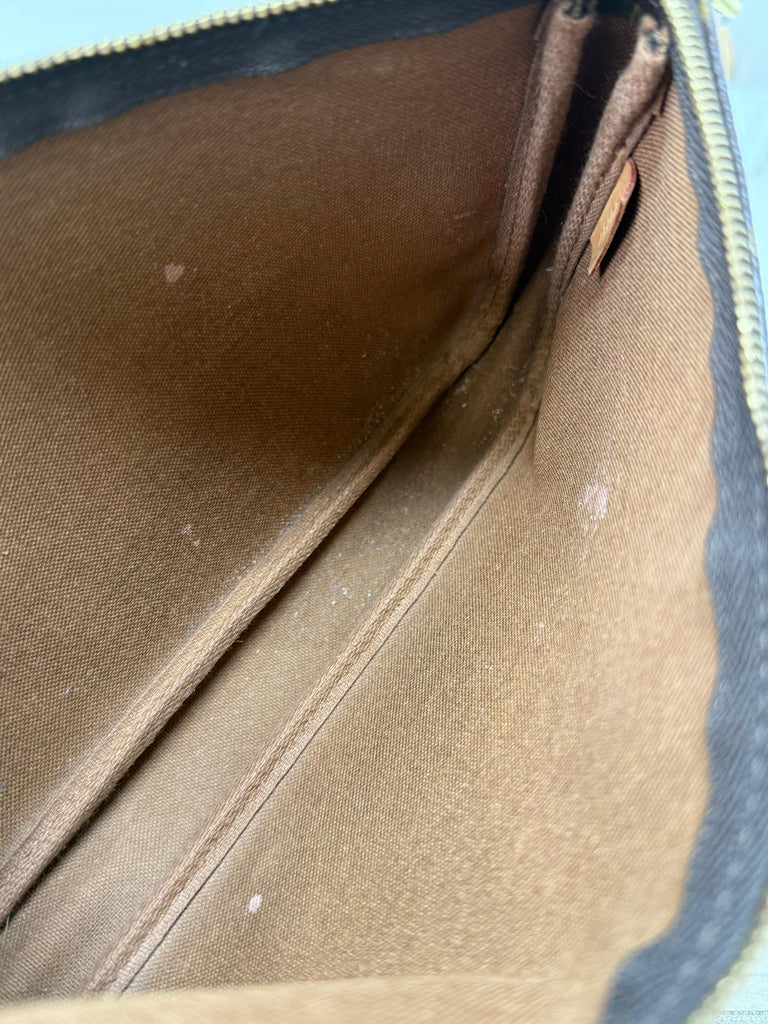 Pochette Monogram