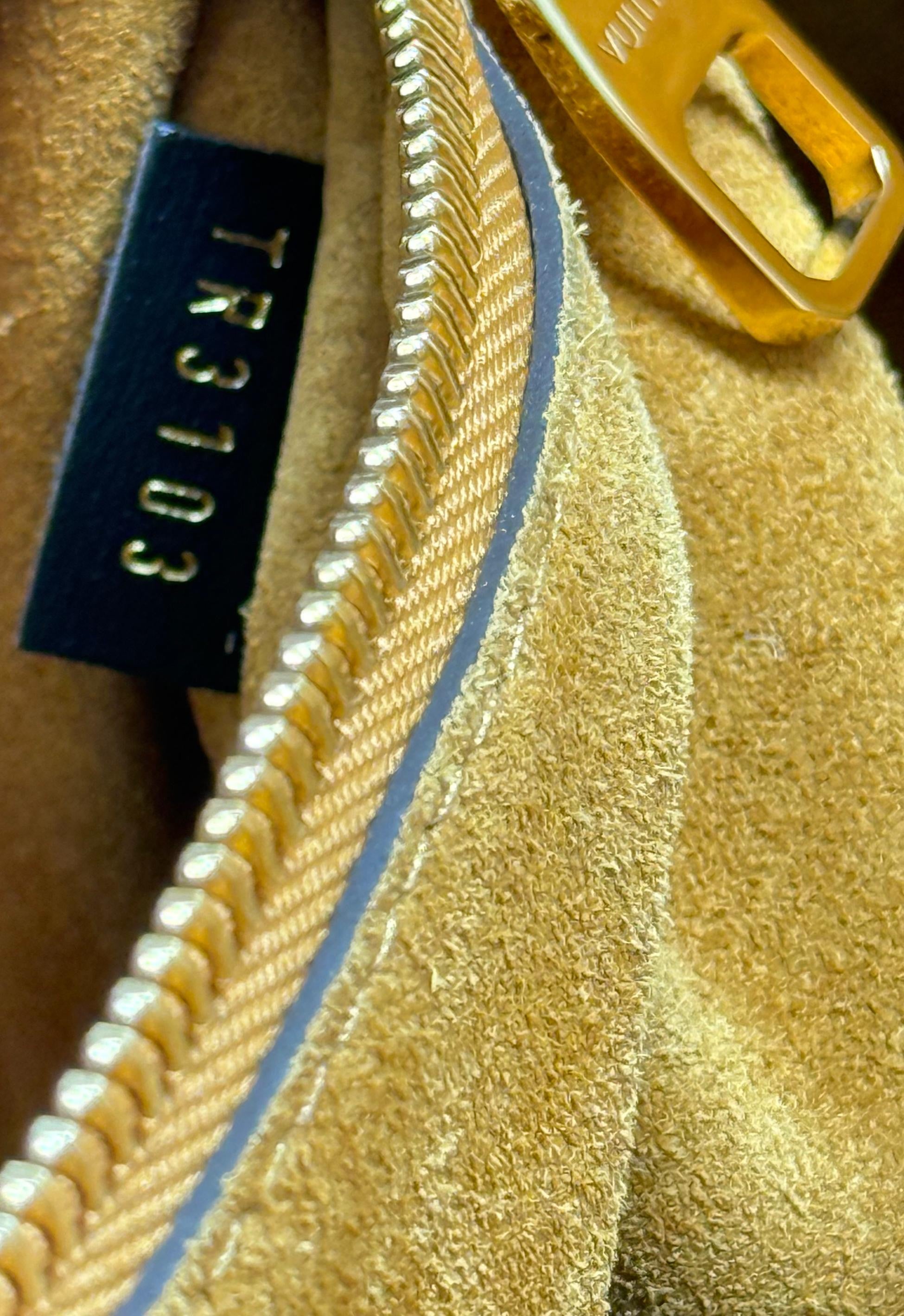 Tote W