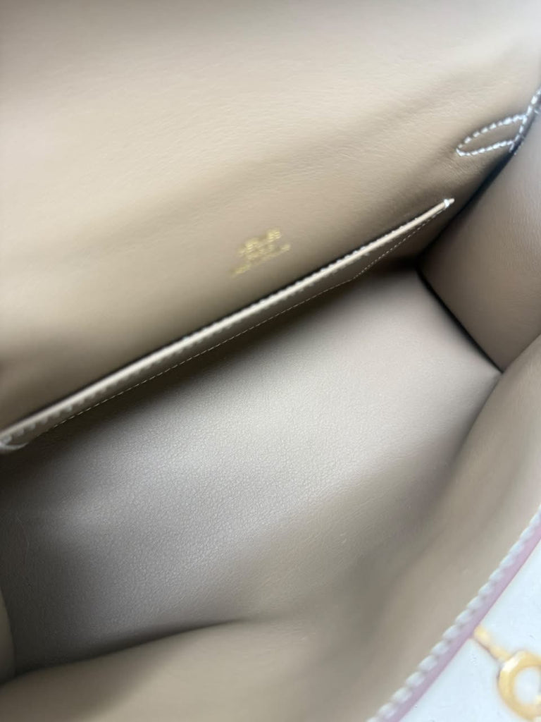 Kelly Pochette