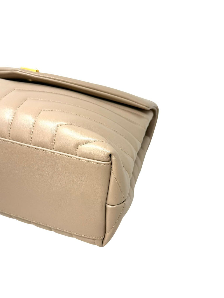 Loulou Mediana Nude