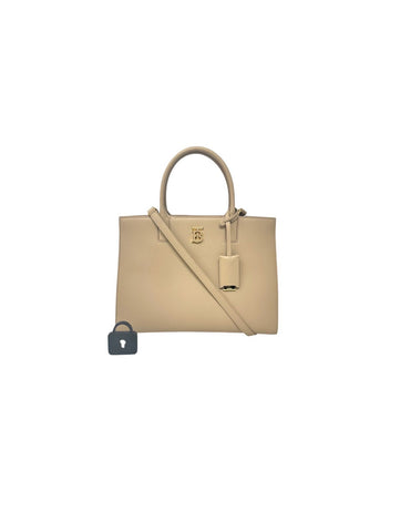 Tote Nude