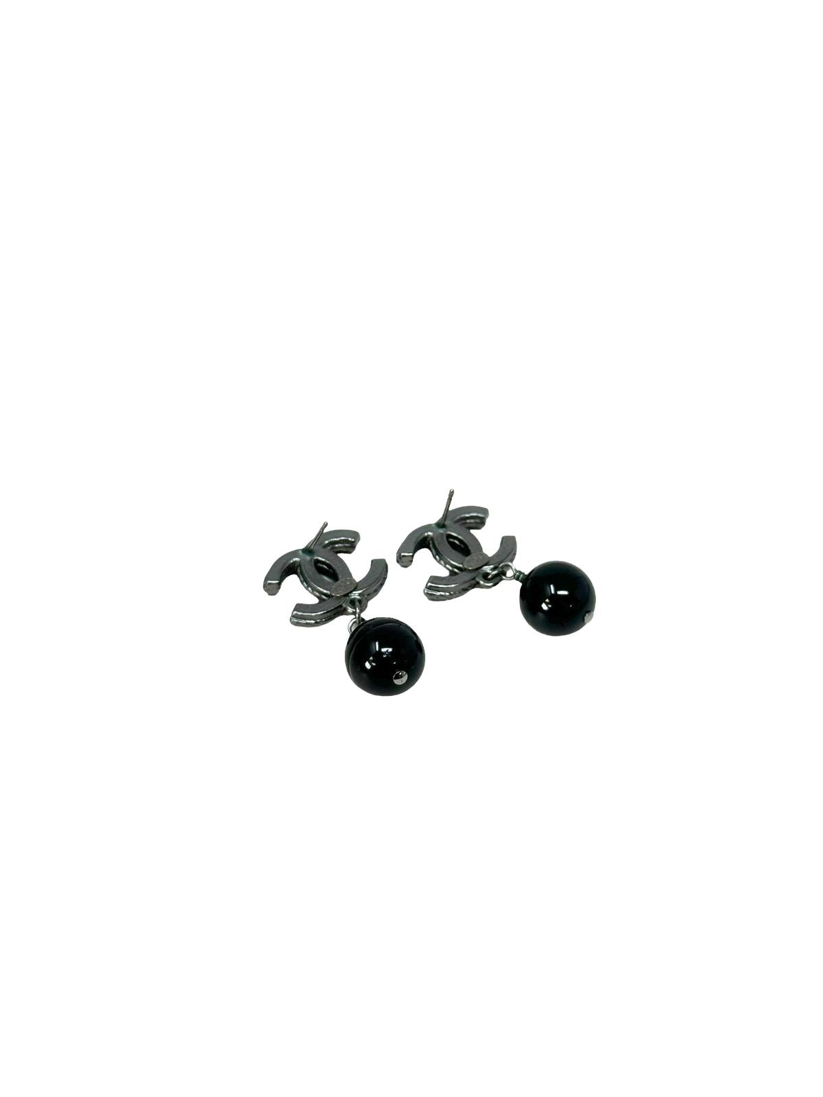 Black Pearl Earrings