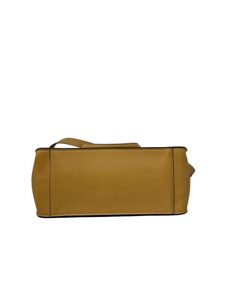 Flip Tote