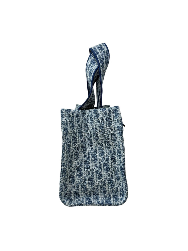 Spongy Book Tote