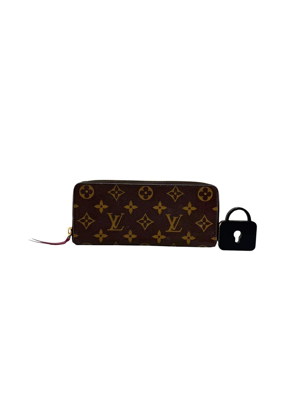 Cartera Monogram