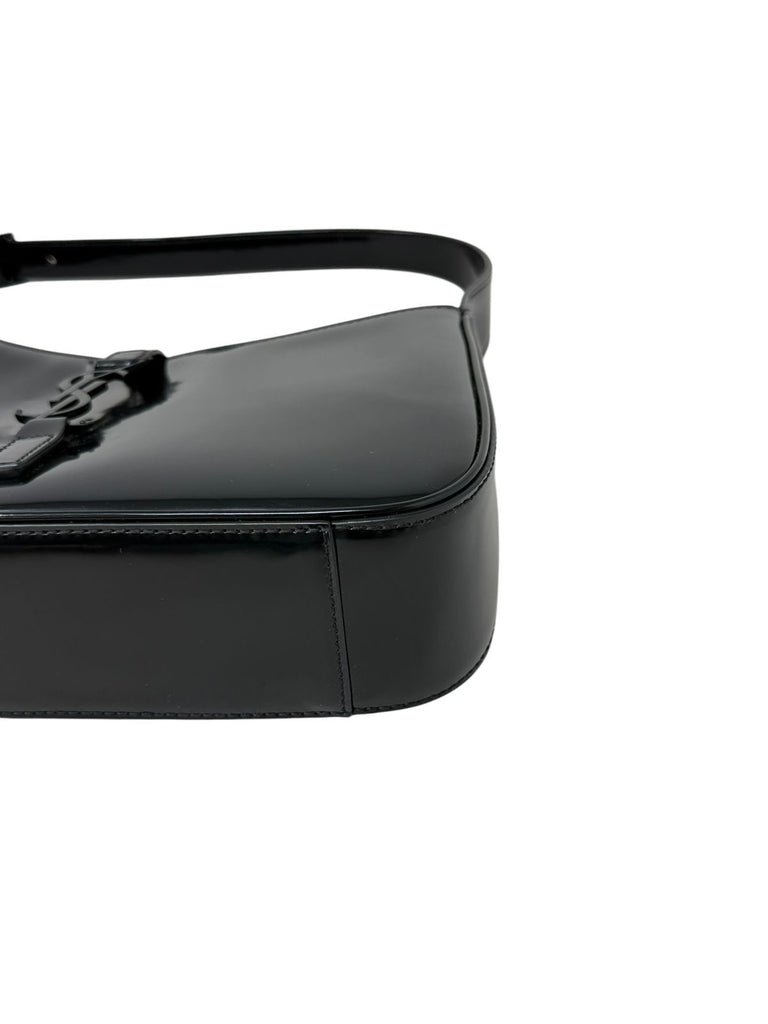 Le 5 a 7 All Black