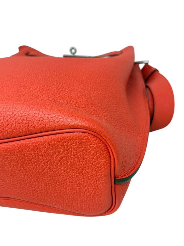 So Kelly 22 Shoulder