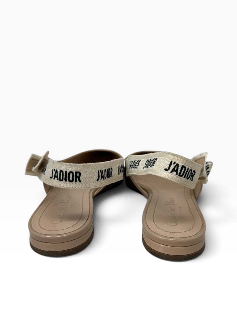 J’Adior Flats T37.5 Eu