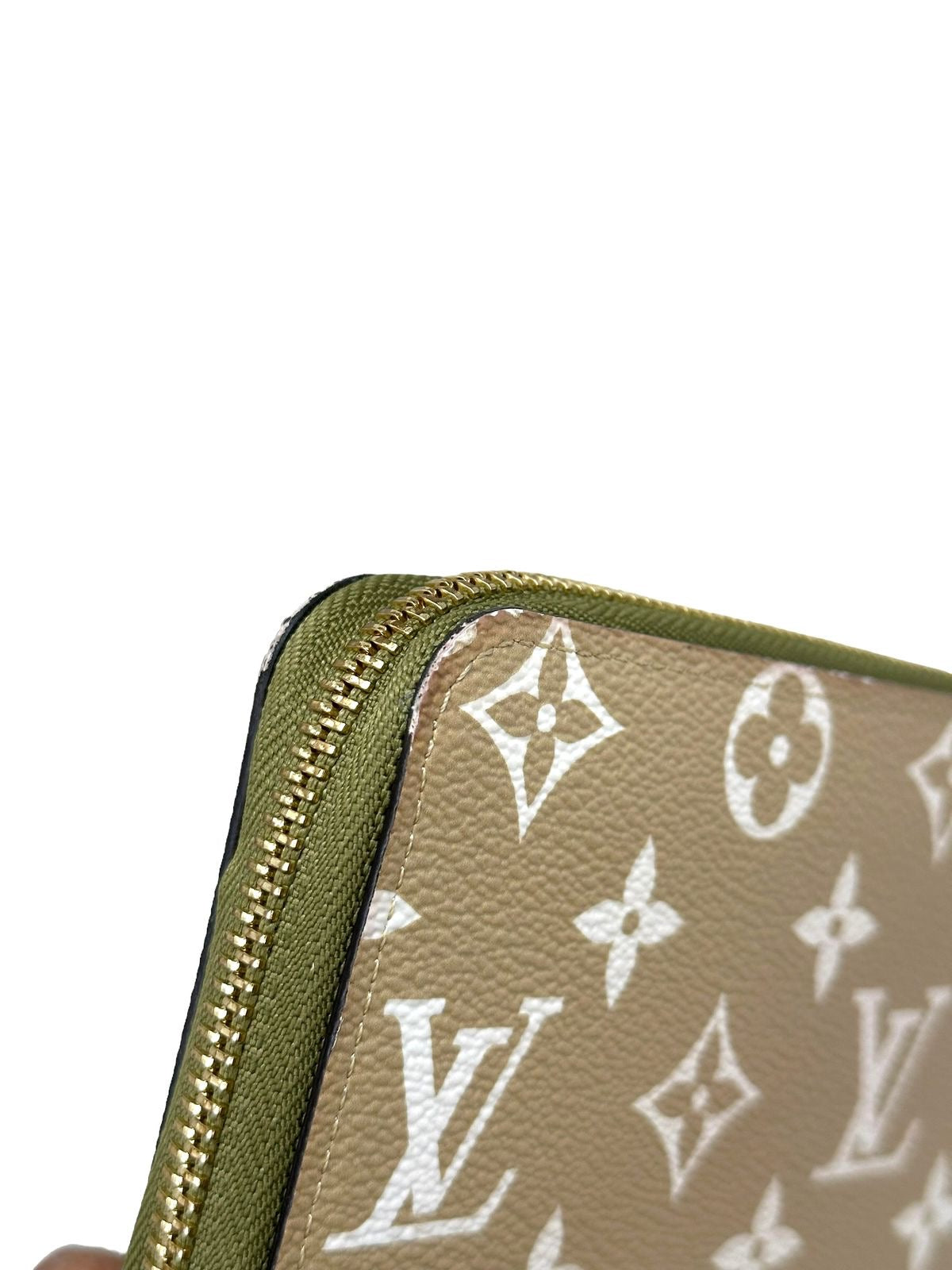 Zippy Wallet Giant Monogram