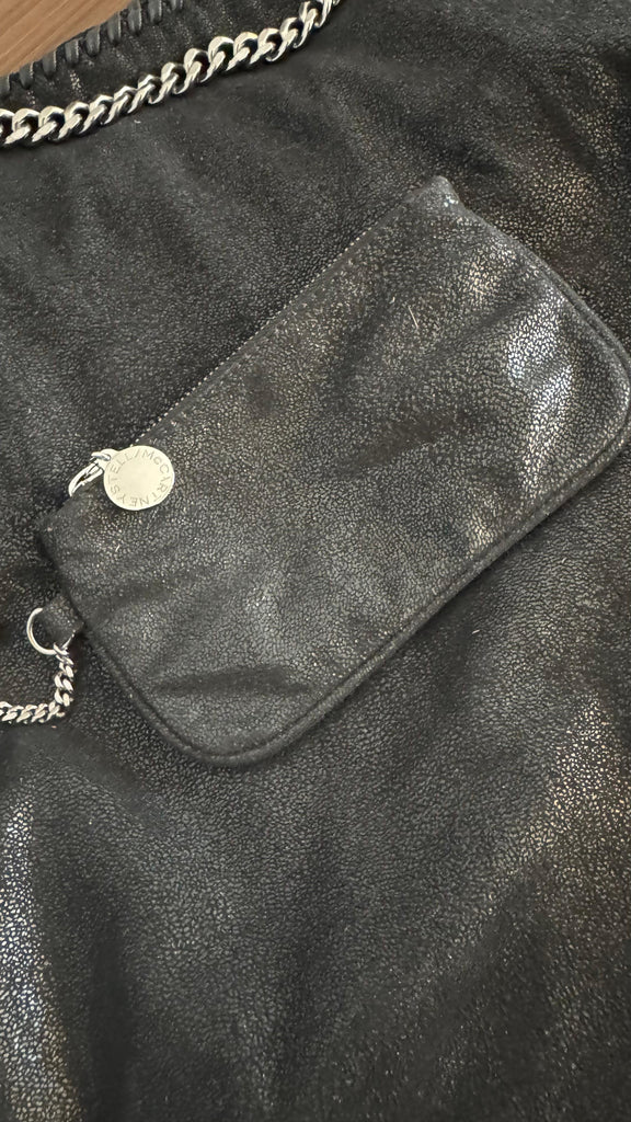 Falabella Negra