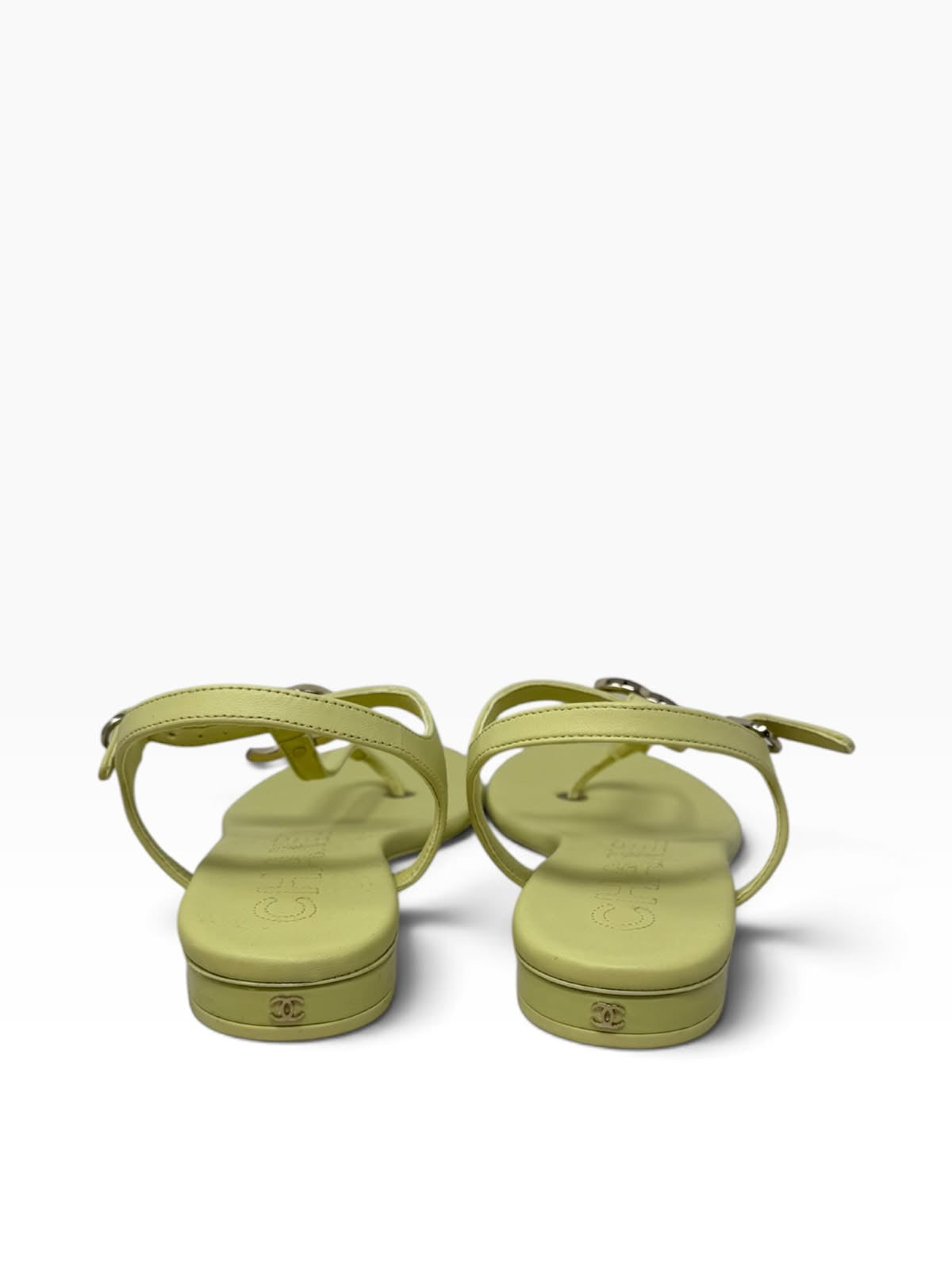 Sandalias T37.5 Eu