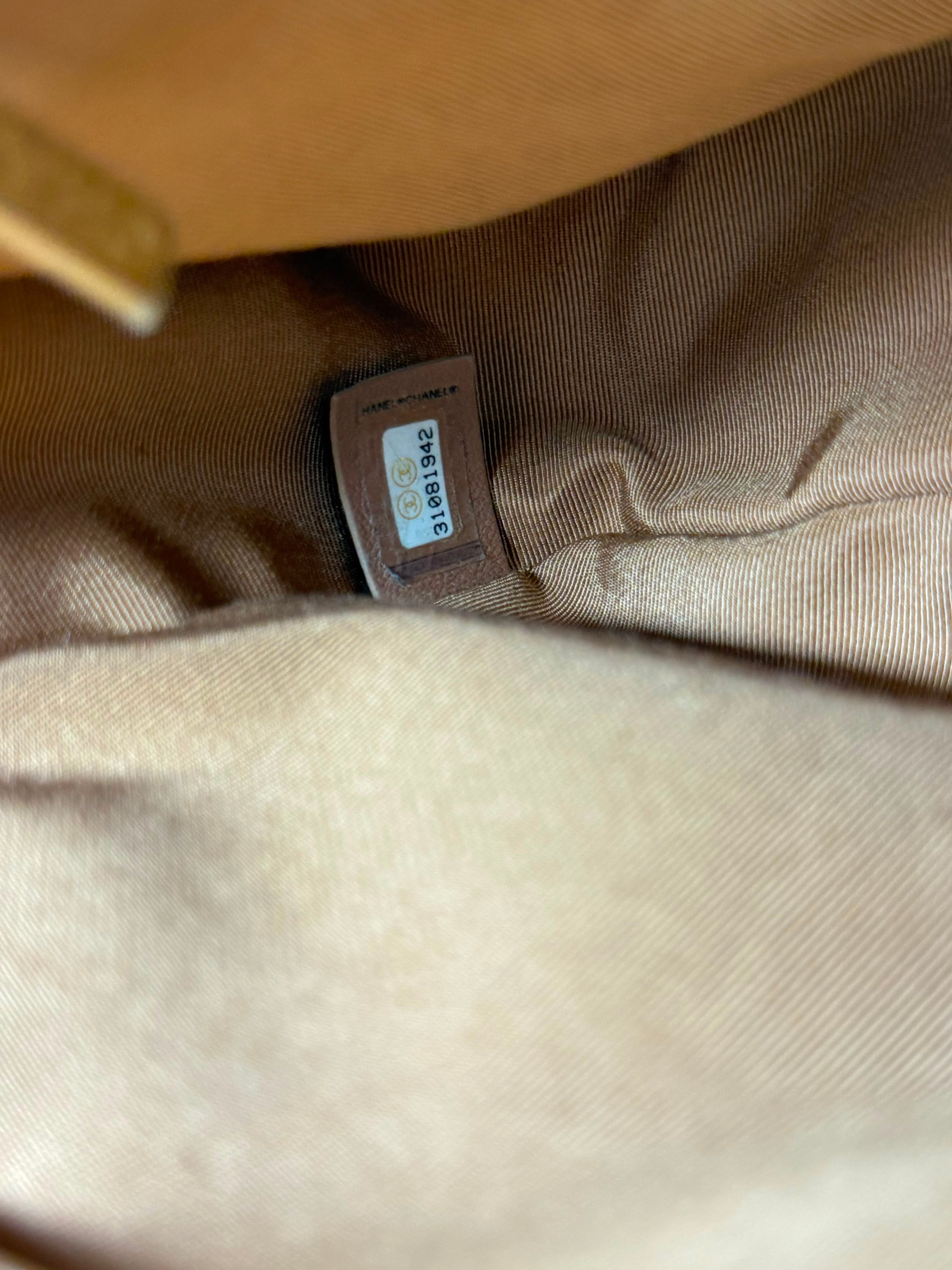 19 Beige
