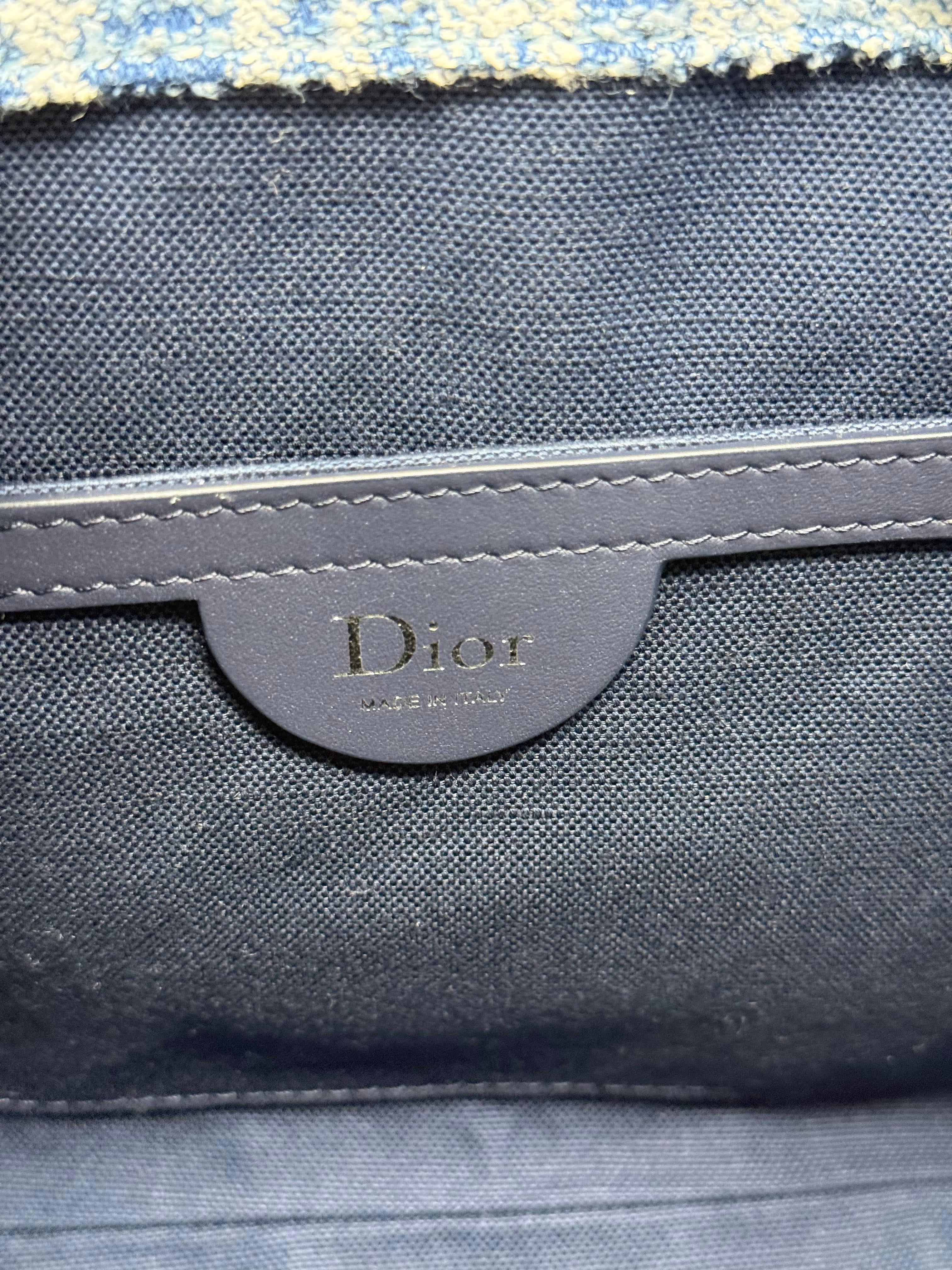 Spongy Book Tote
