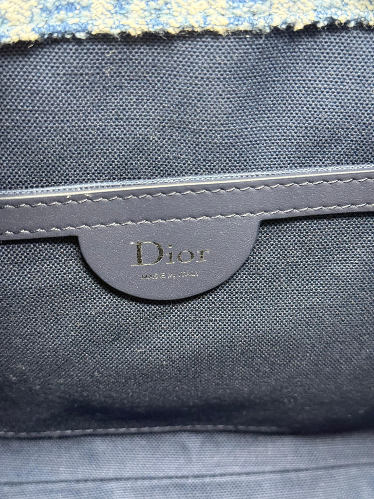 Spongy Book Tote