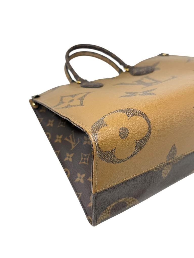 On-The-Go Monogram Giant
