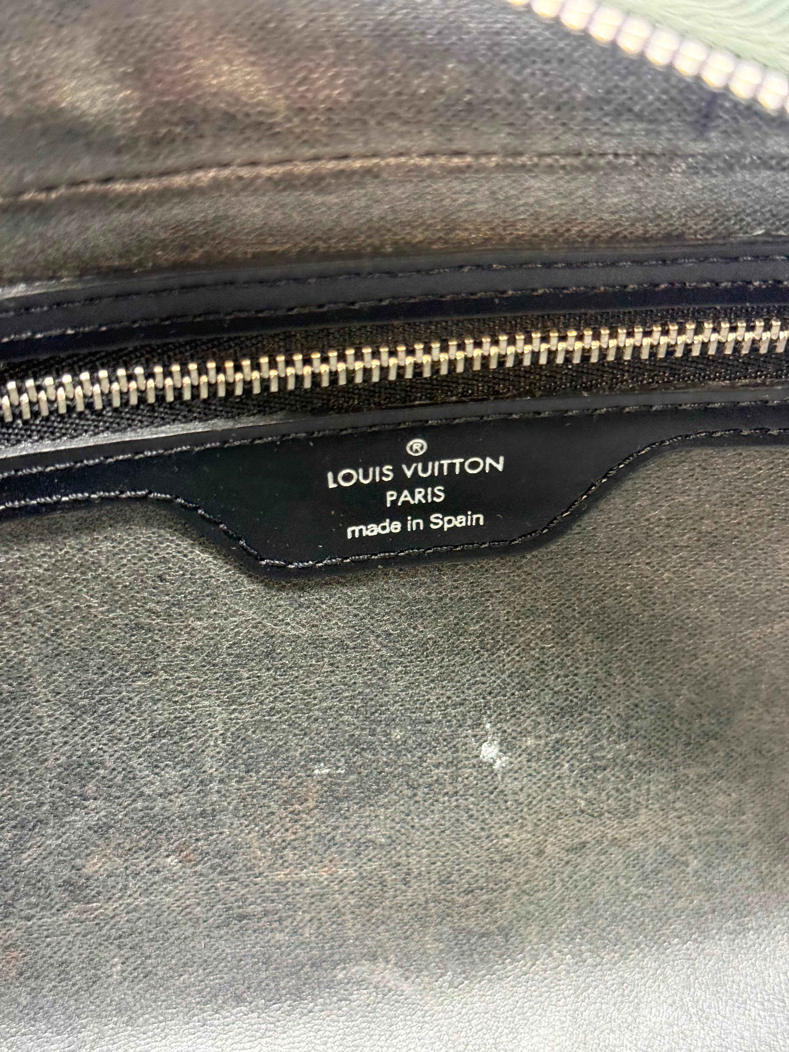 Utility Crossbody Negra