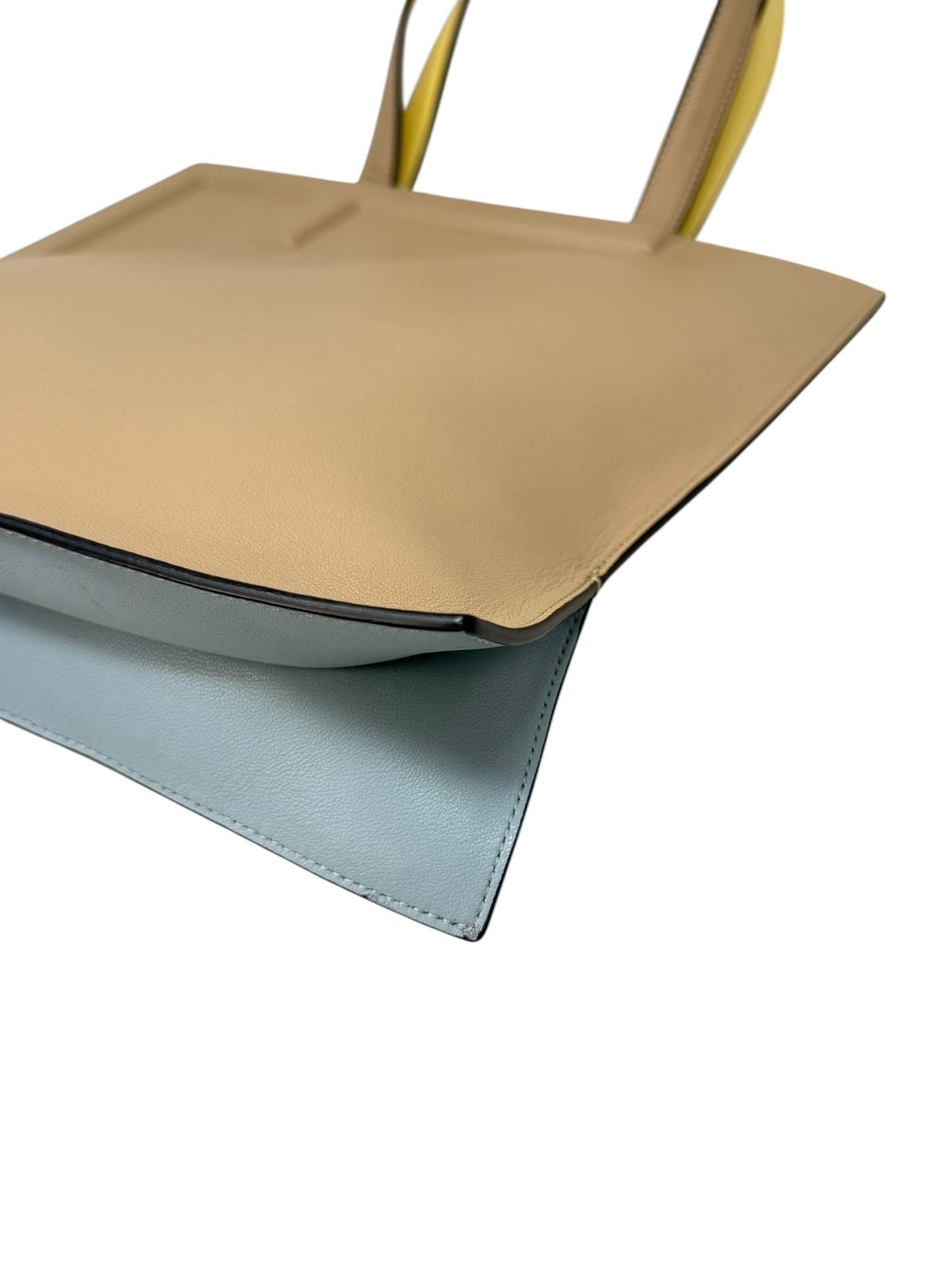 Tote
