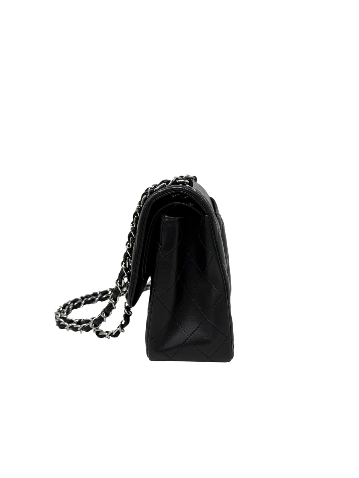 Clásica Jumbo Lambskin Negra