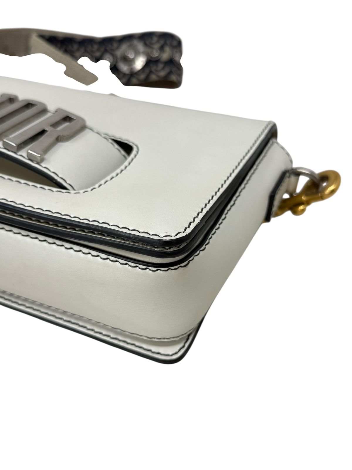 Revolution con Strap