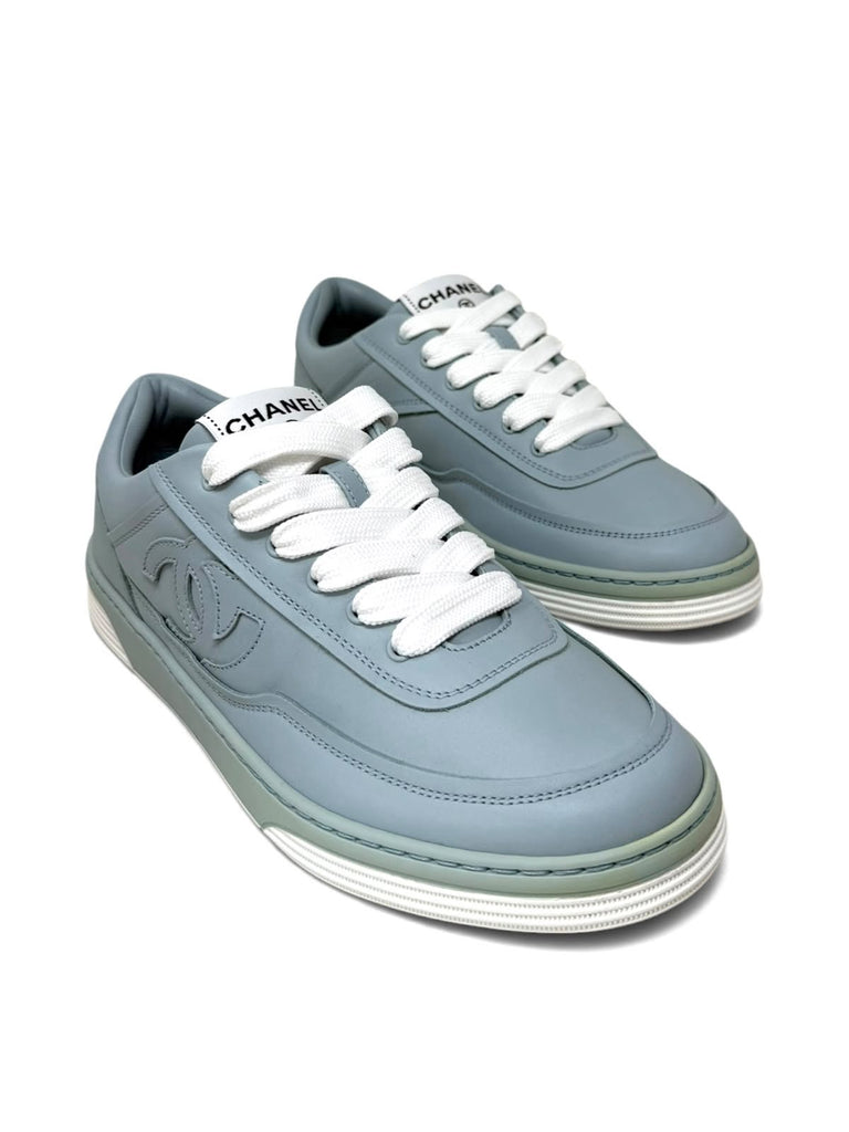 Low Top Sneakers T37.5 Eu