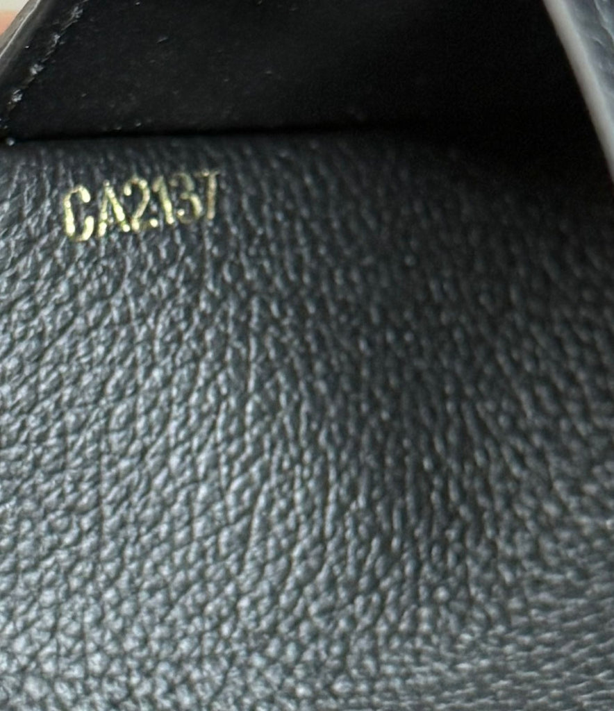 Double V Wallet