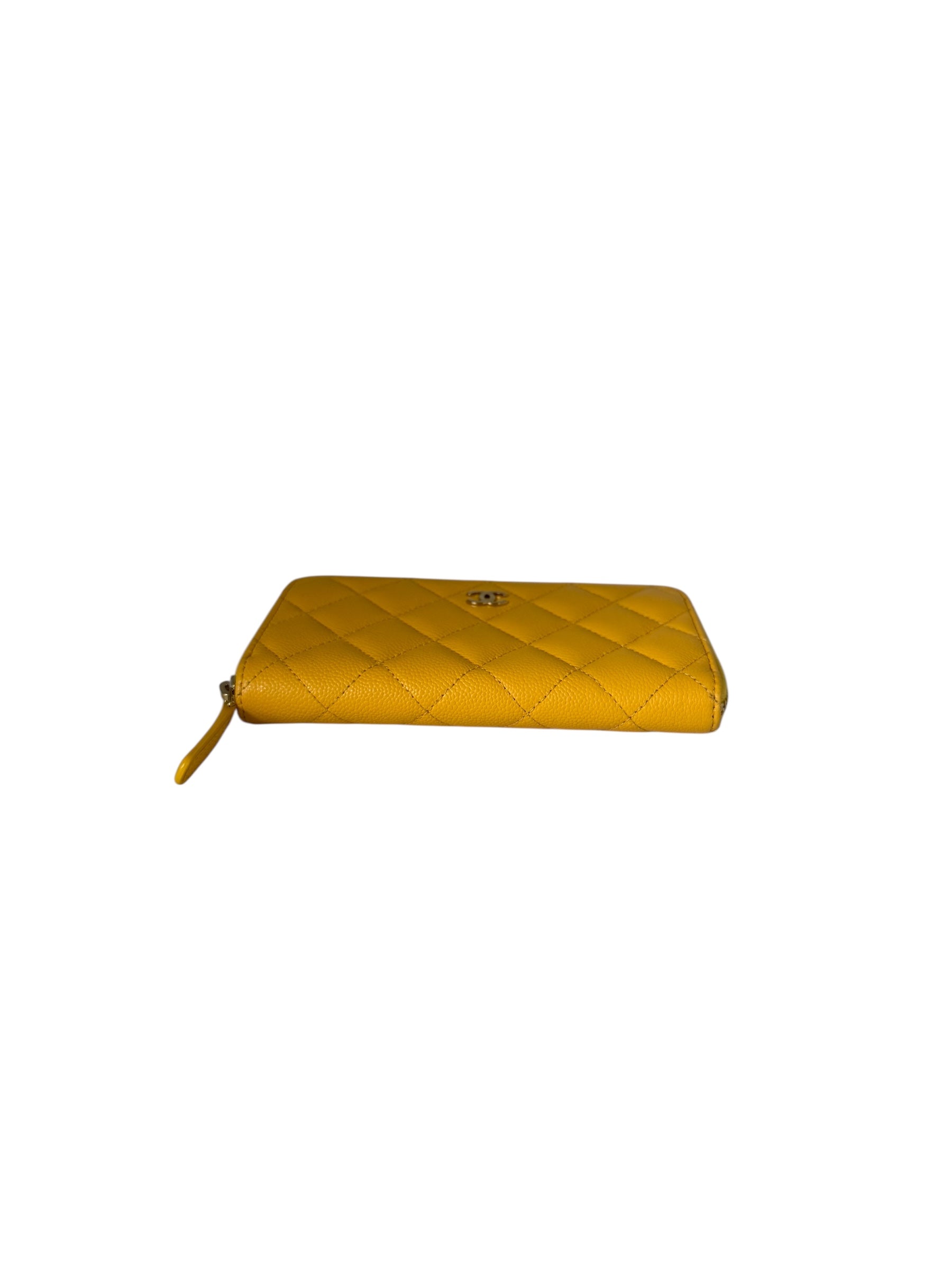 Cartera Caviar Amarilla
