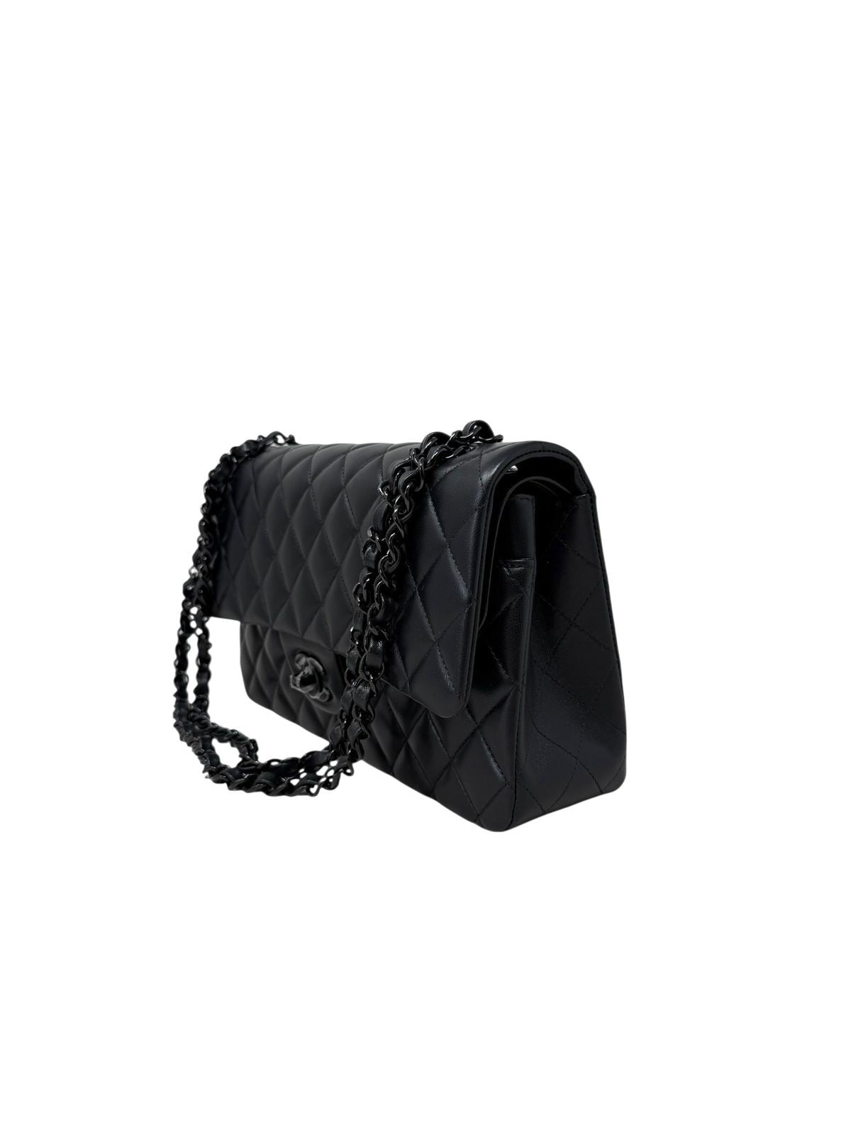 Clásica All Black Mediana