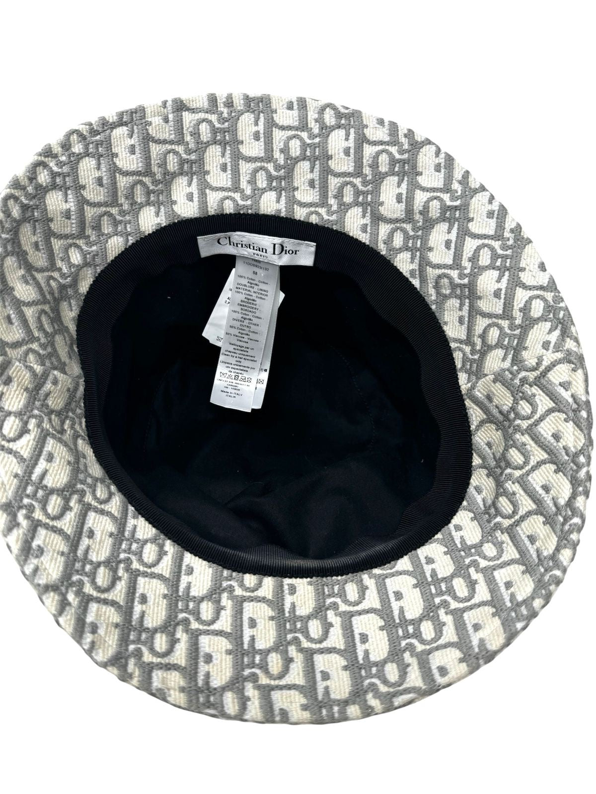 Bucket Hat