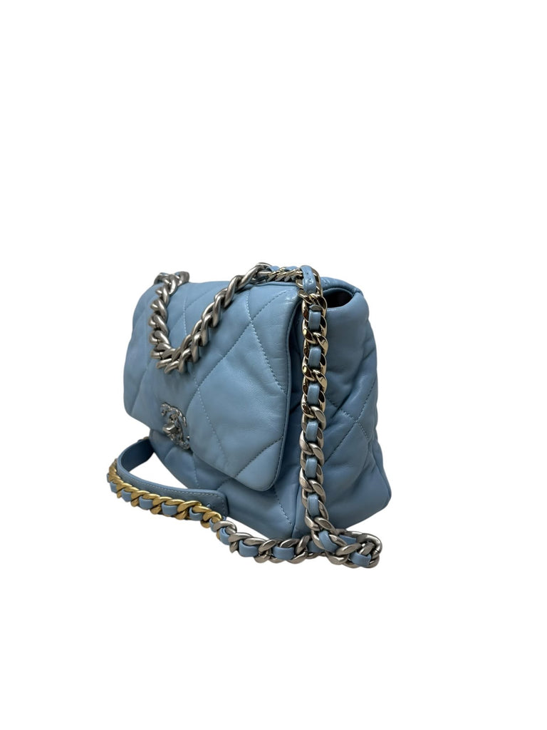 19 Azul