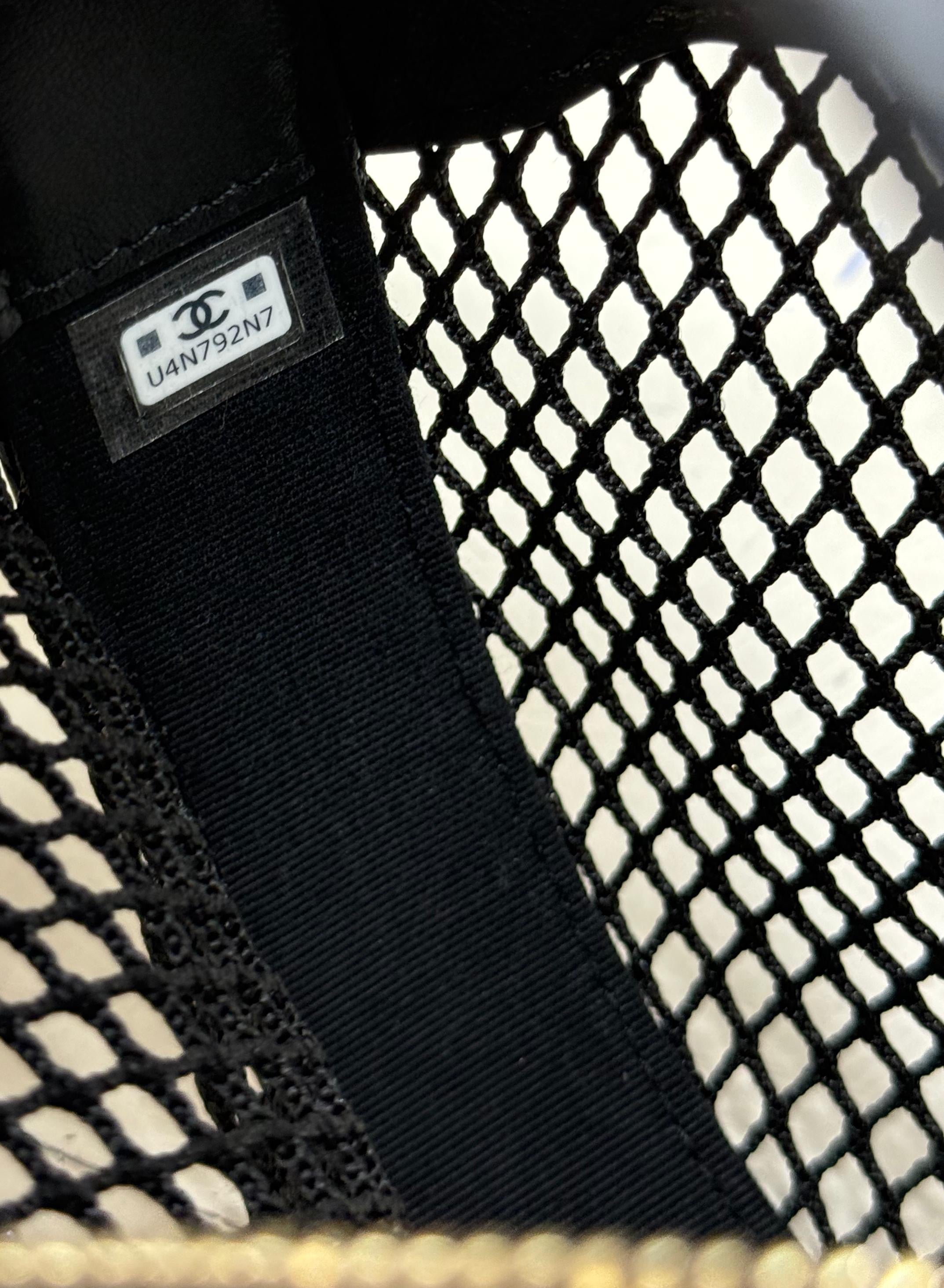 Mini Round Hobo Pouch Mesh