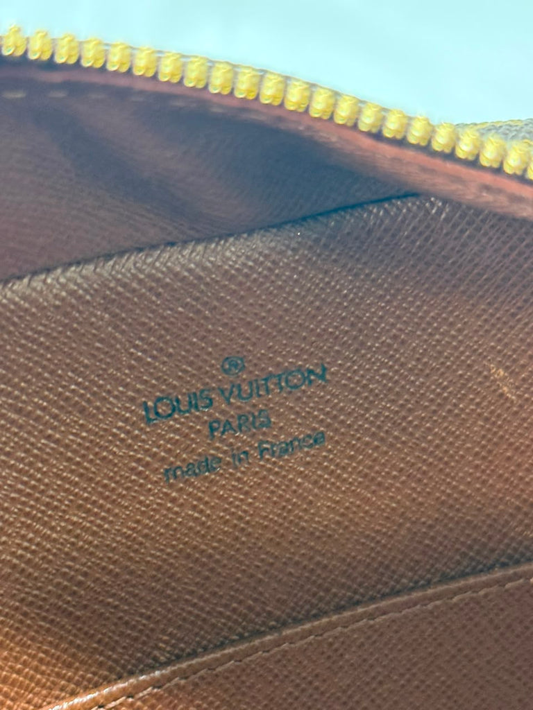 Monogram Cite