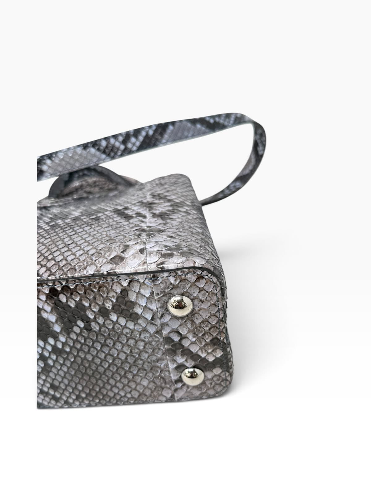 Capucine Python