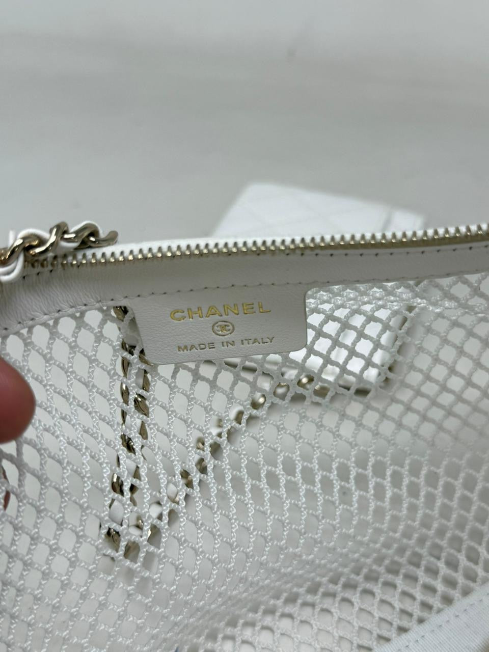 White Mini Round Pouch Mesh