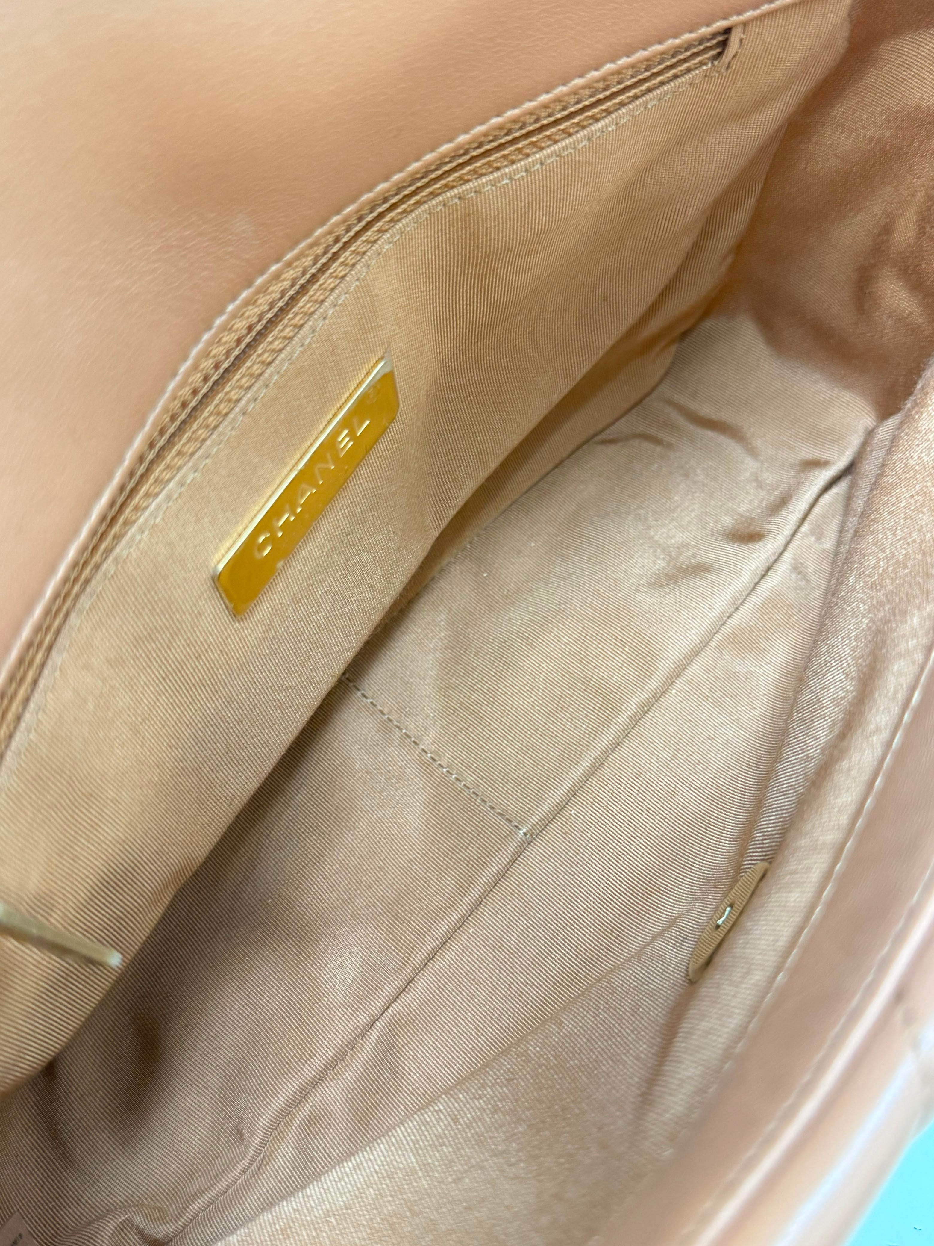 19 Beige