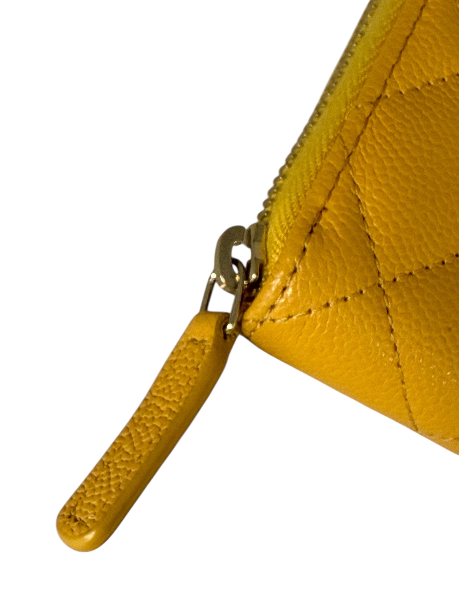 Cartera Caviar Amarilla