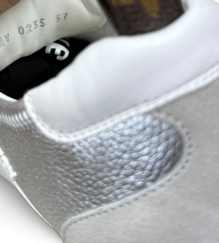 Sneakerina T37 Eu
