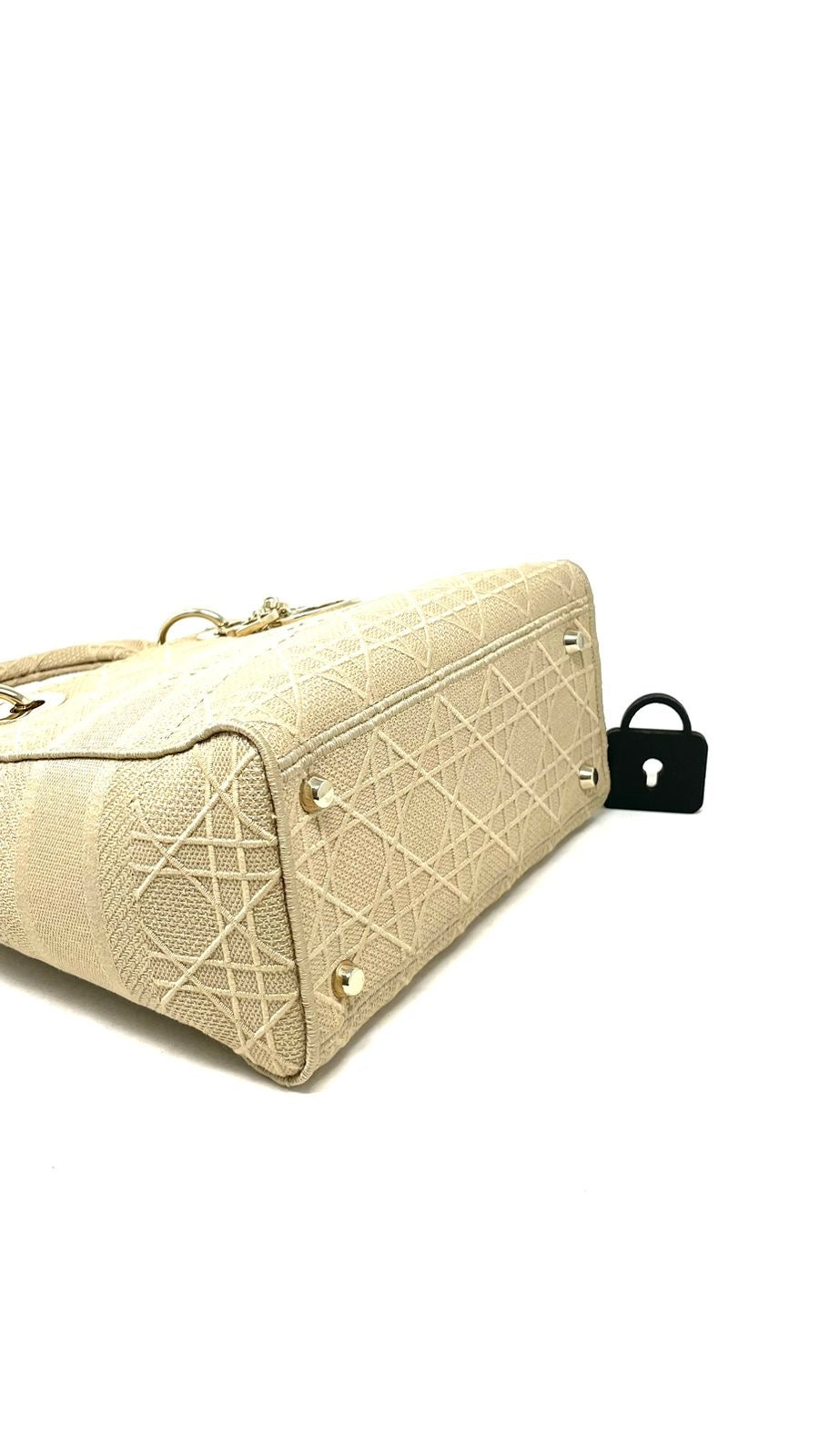 Lady D-Lite Mediana