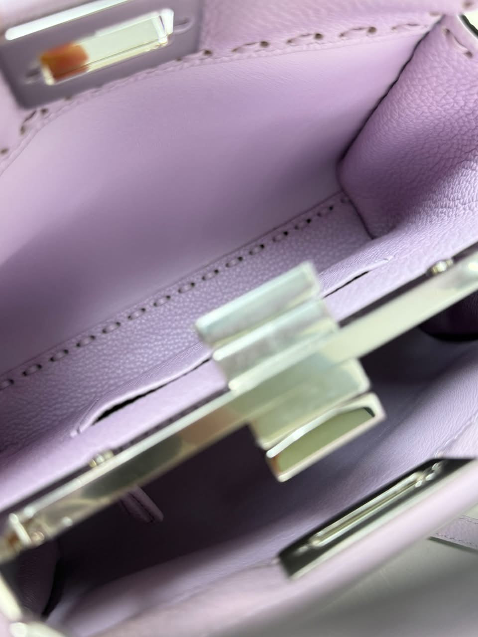 Peekaboo Mini Selleria