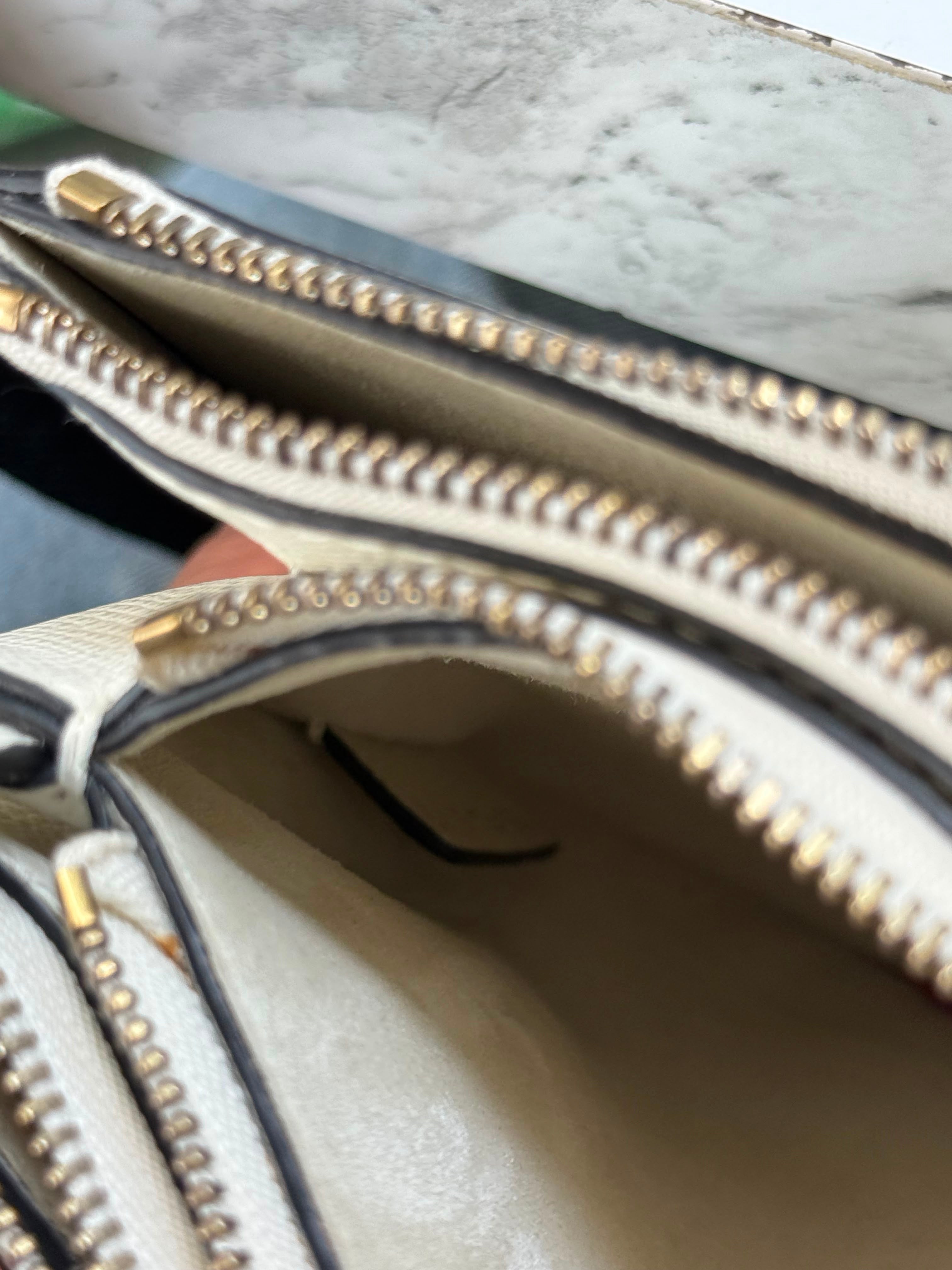 Saddle Trío Pouch