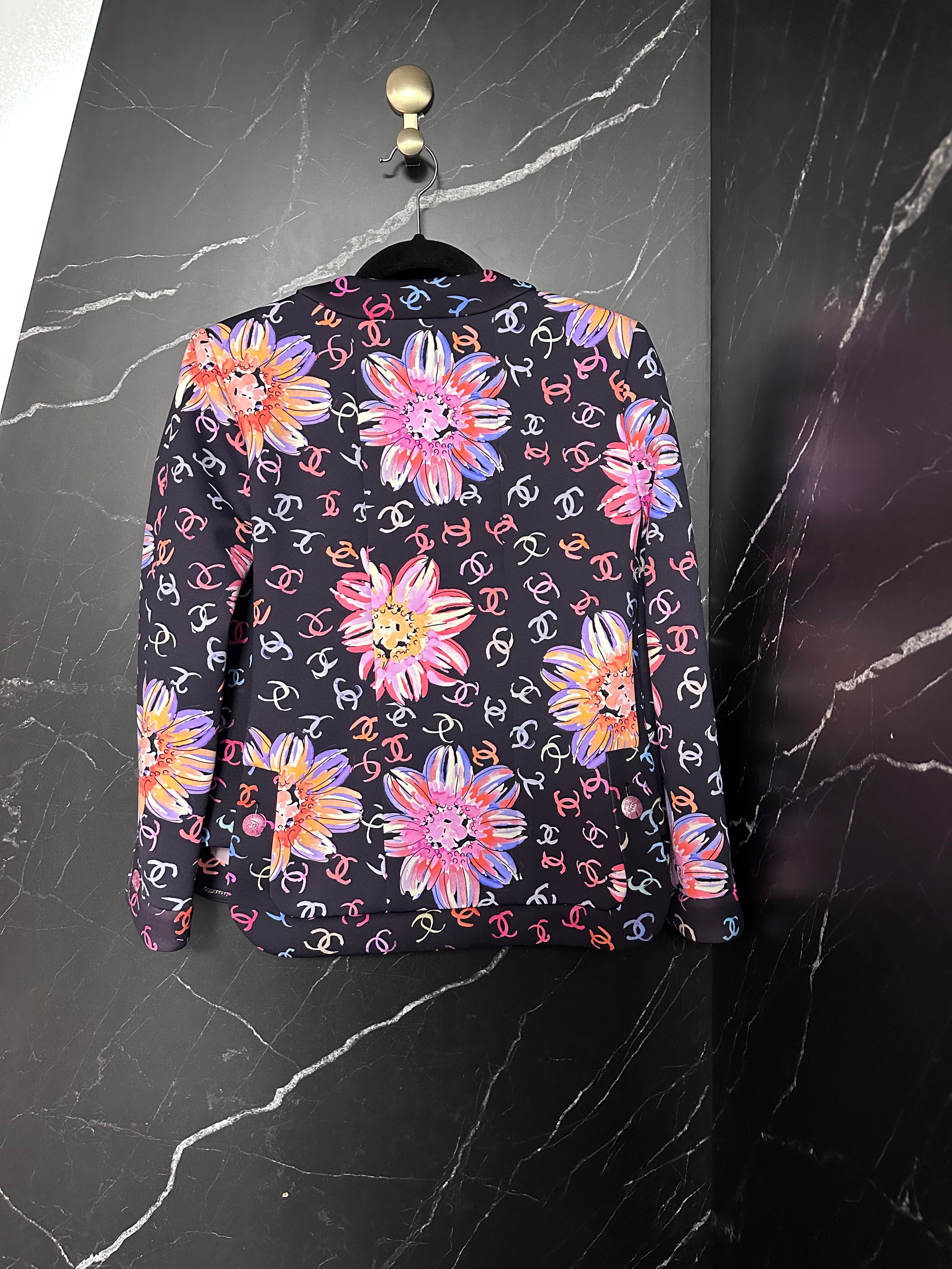 Floral print jacket T-38