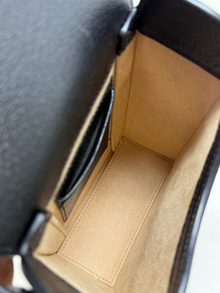 Horsebit Phone Holder