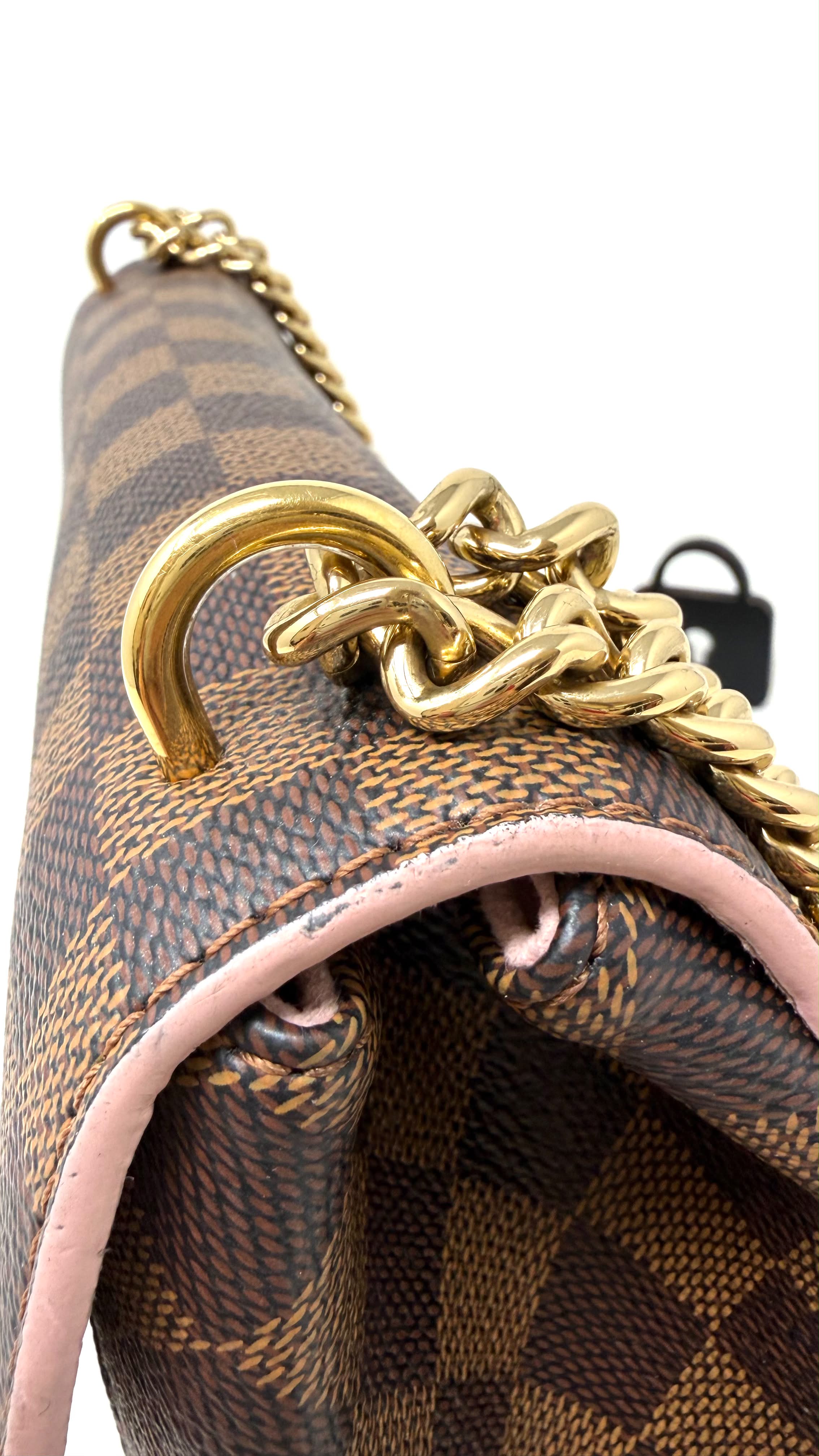 Ebene Caissa Clutch