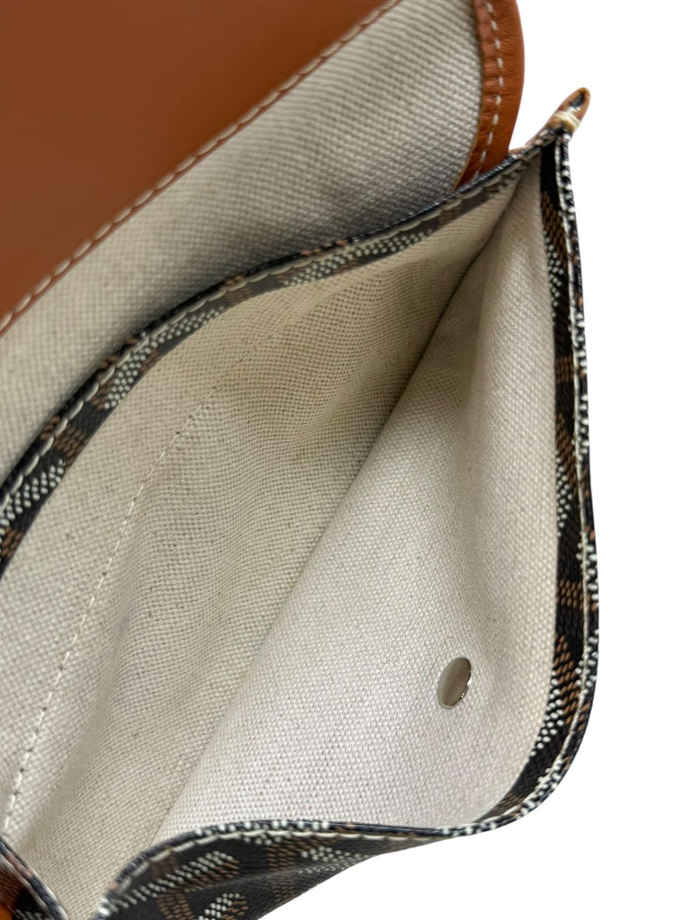 Pouch