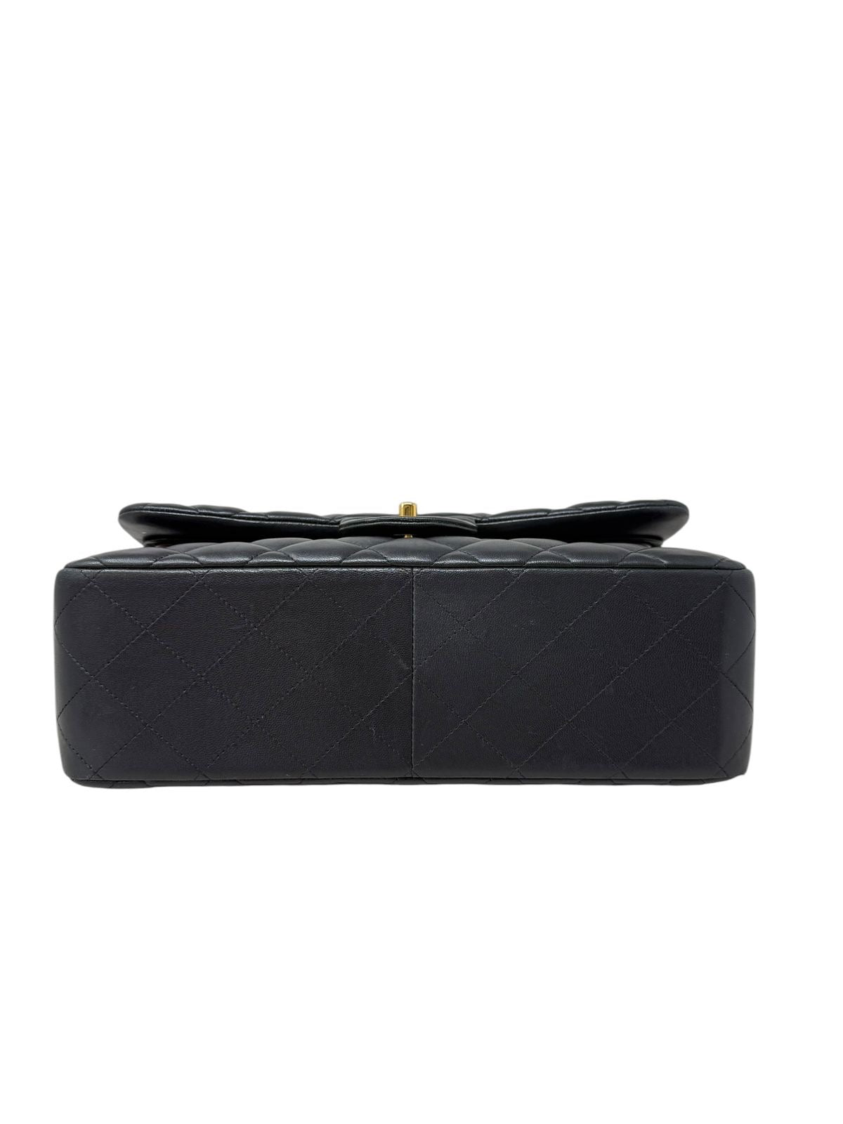Clásica Jumbo Lambskin