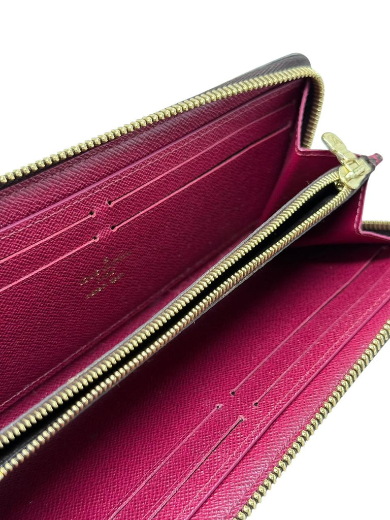 Cartera Monogram